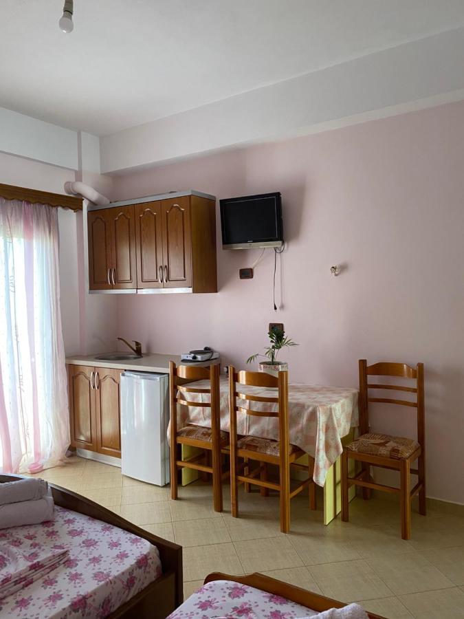 Rama Apartments Sarande Bagian luar foto