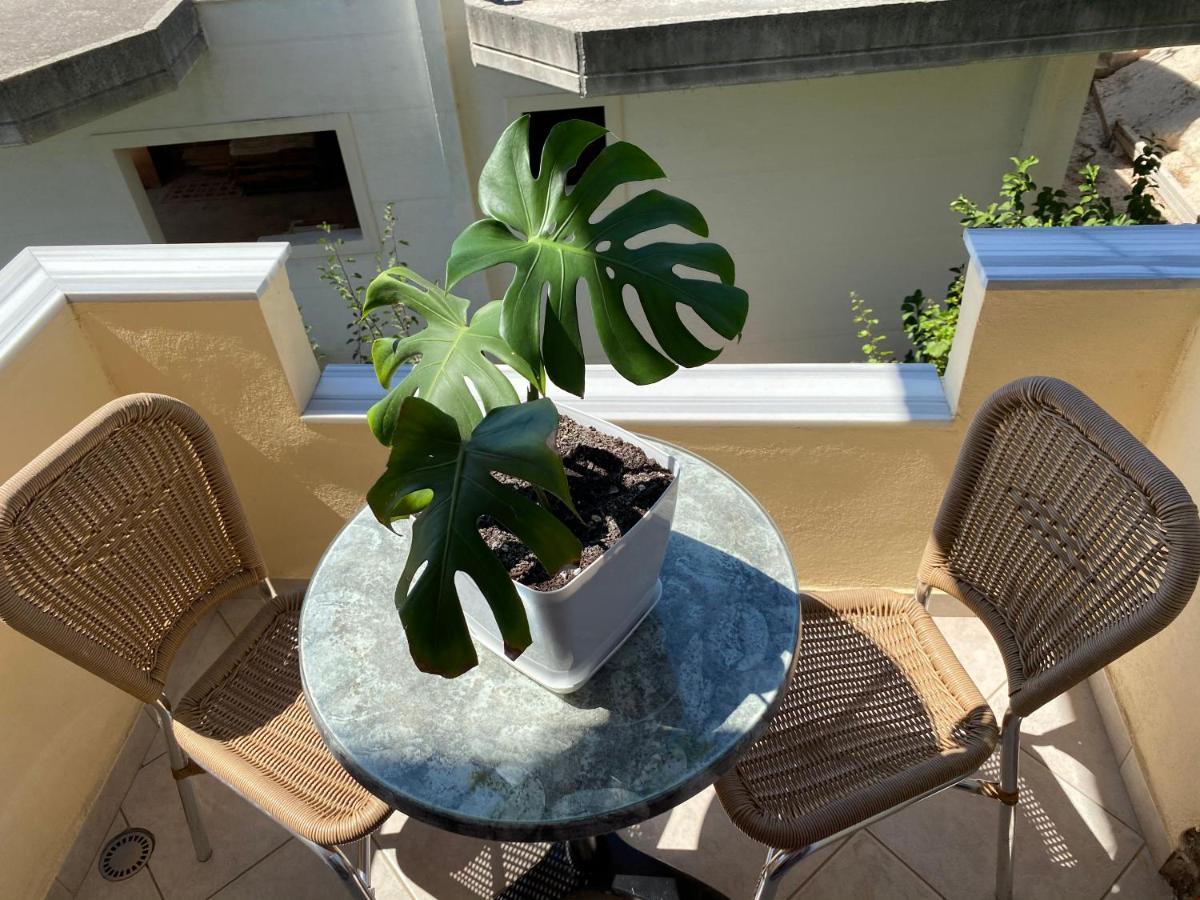 Rama Apartments Sarande Bagian luar foto