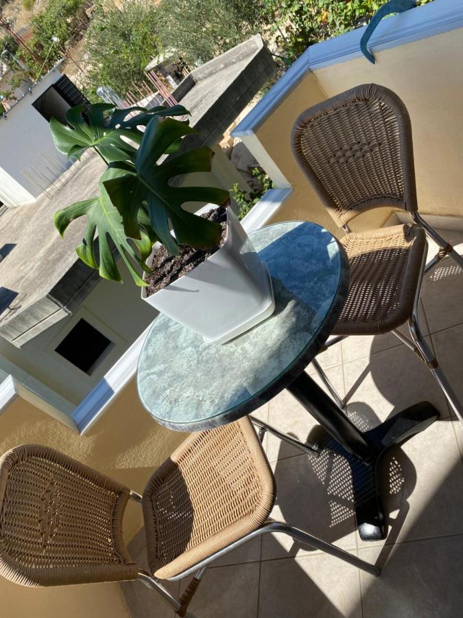Rama Apartments Sarande Bagian luar foto