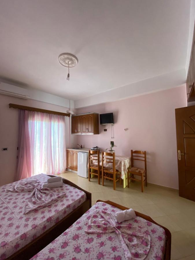 Rama Apartments Sarande Bagian luar foto
