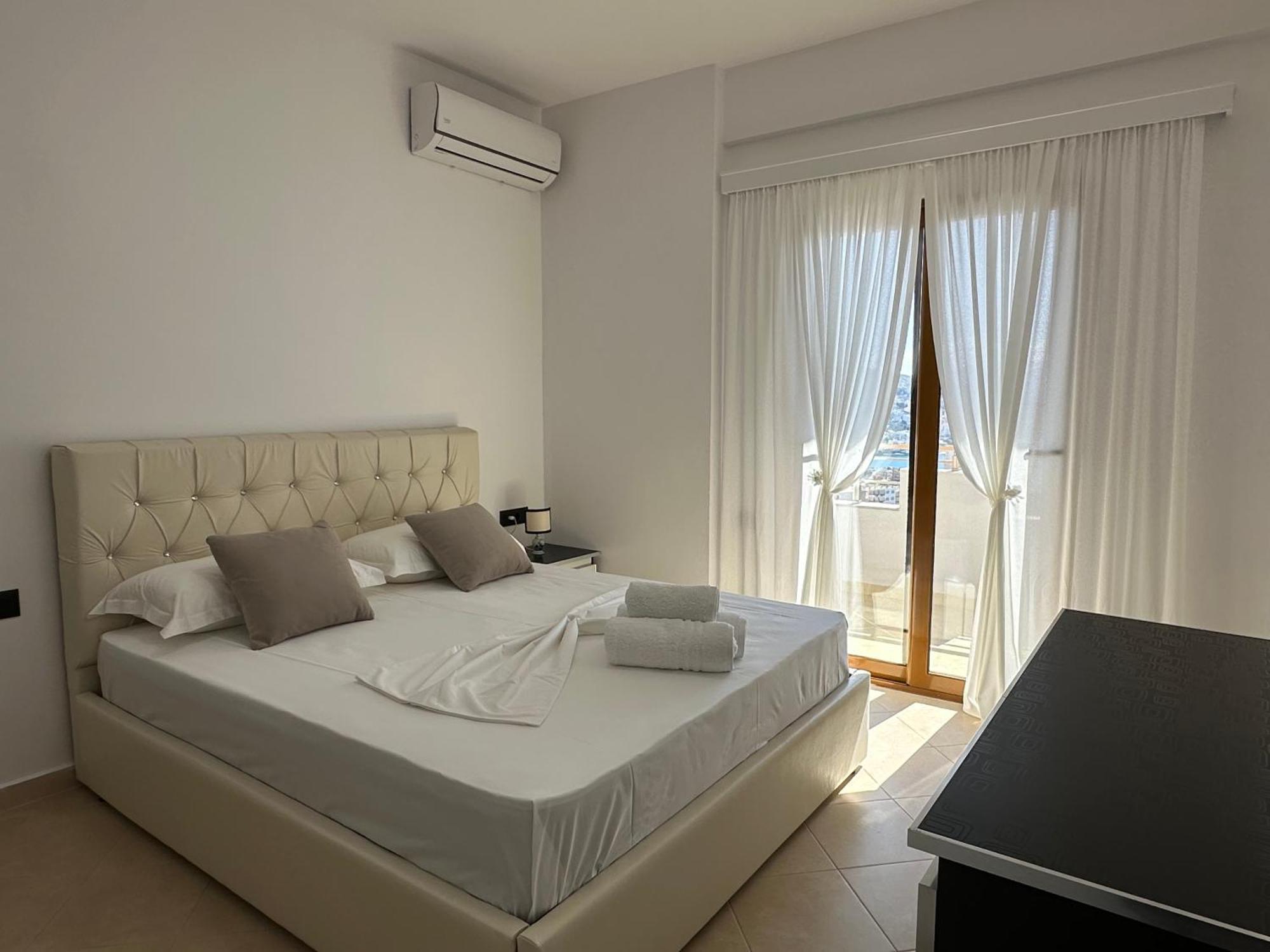 Rama Apartments Sarande Bagian luar foto