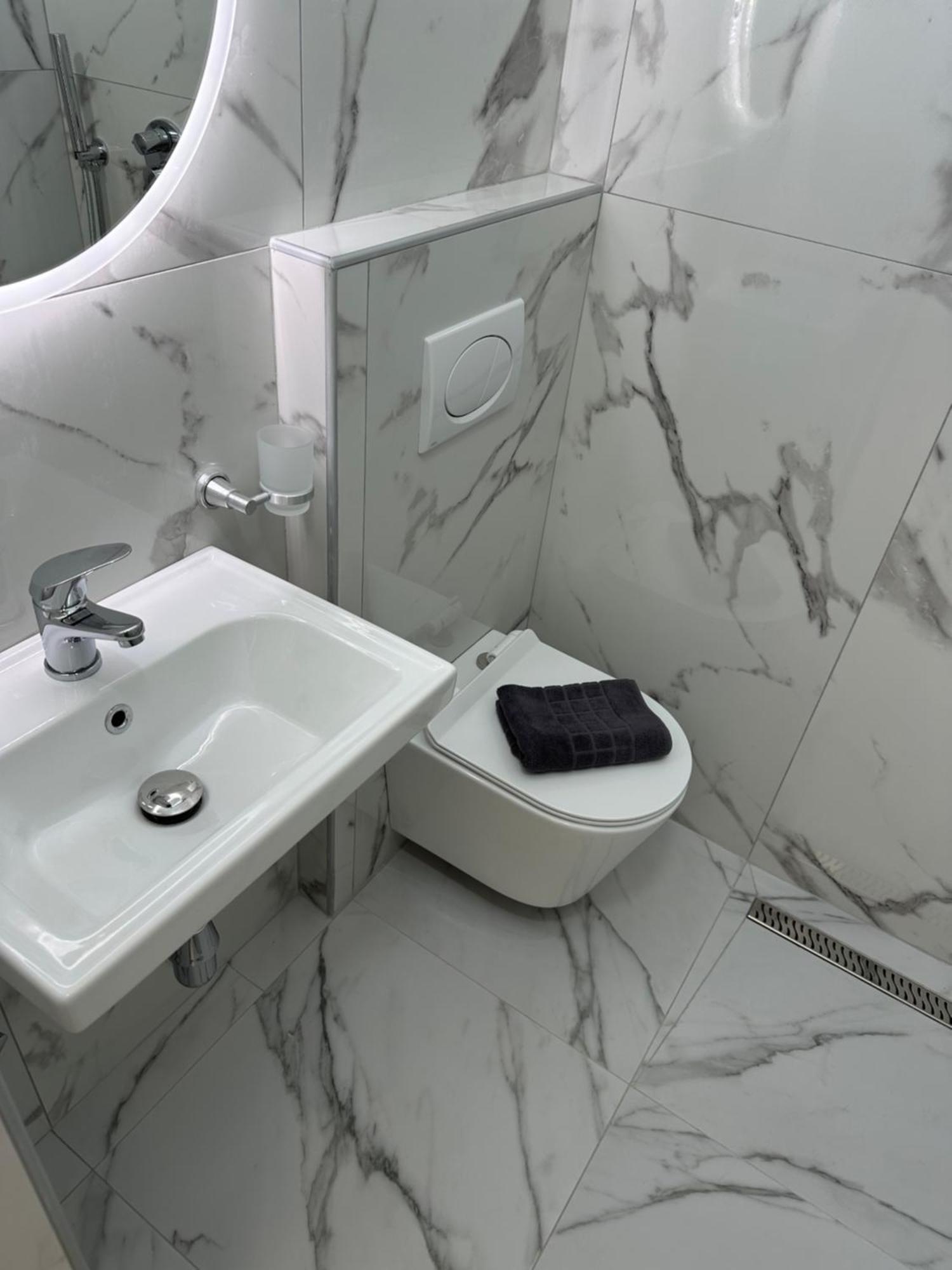 Rama Apartments Sarande Bagian luar foto