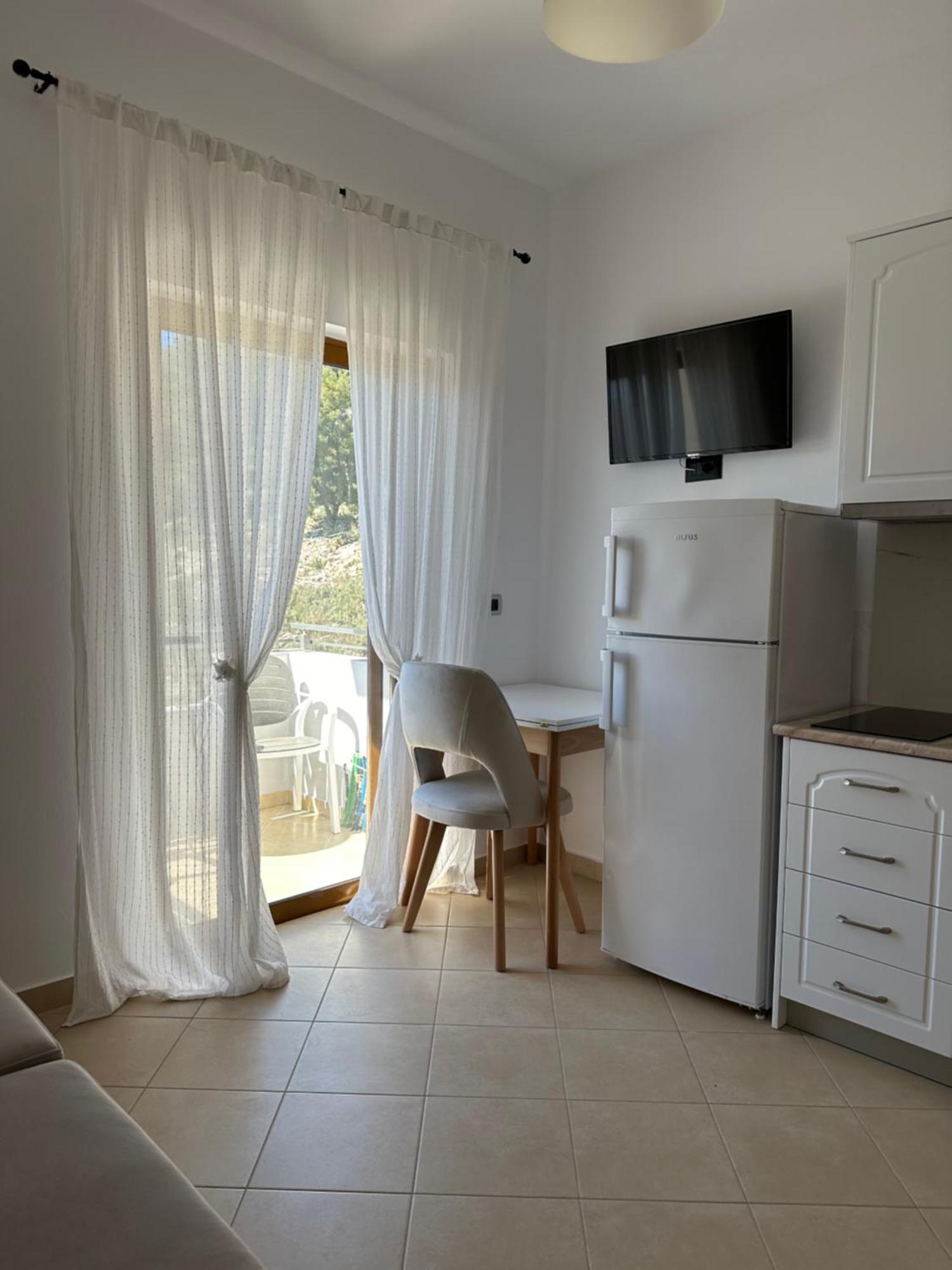 Rama Apartments Sarande Bagian luar foto