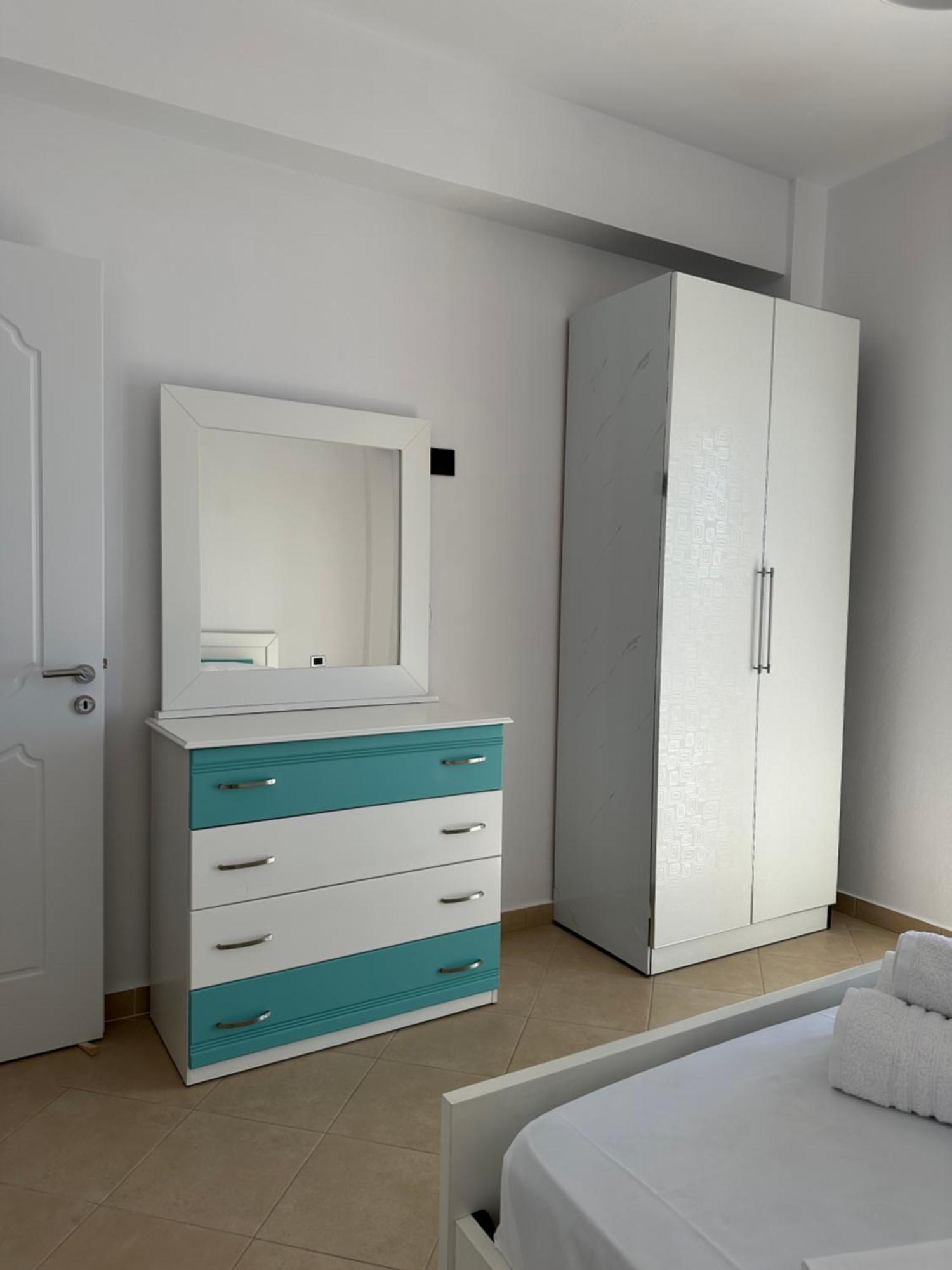 Rama Apartments Sarande Bagian luar foto