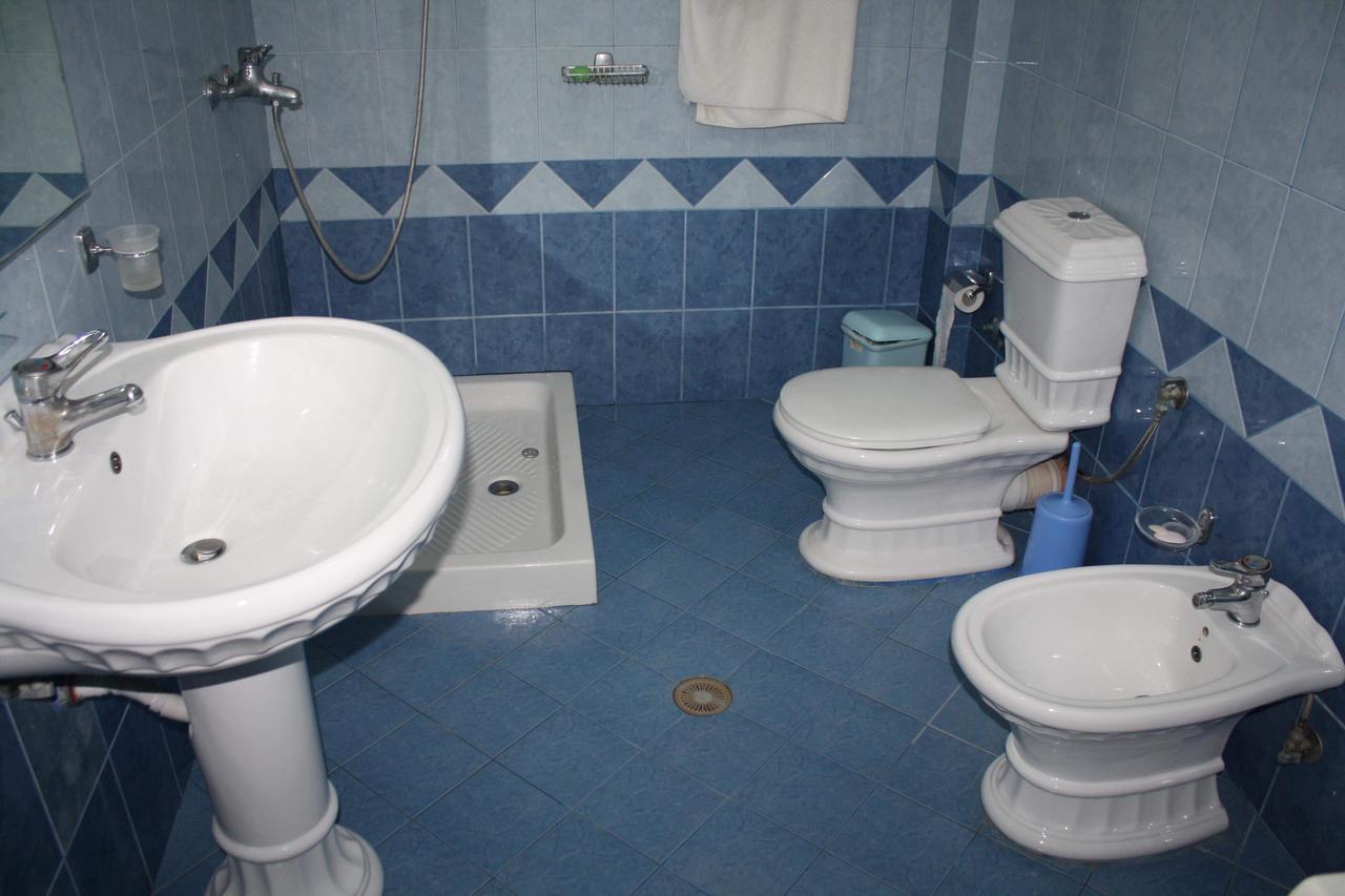 Rama Apartments Sarande Bagian luar foto