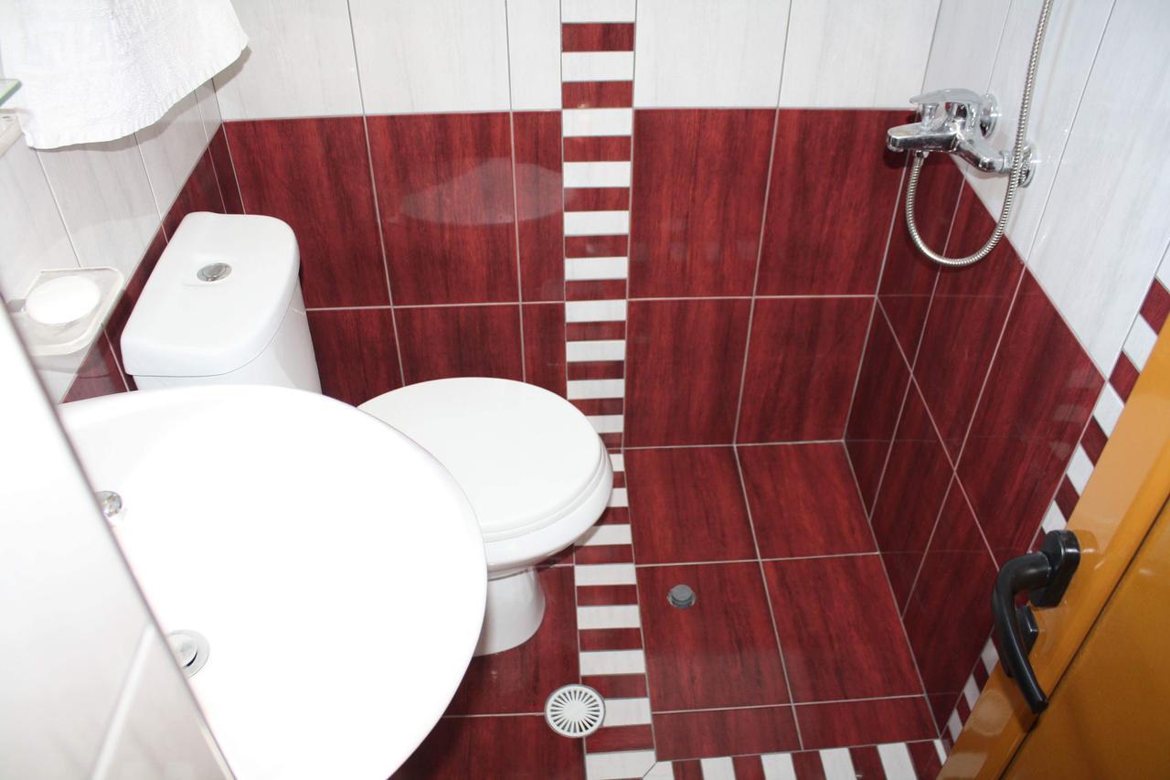 Rama Apartments Sarande Bagian luar foto