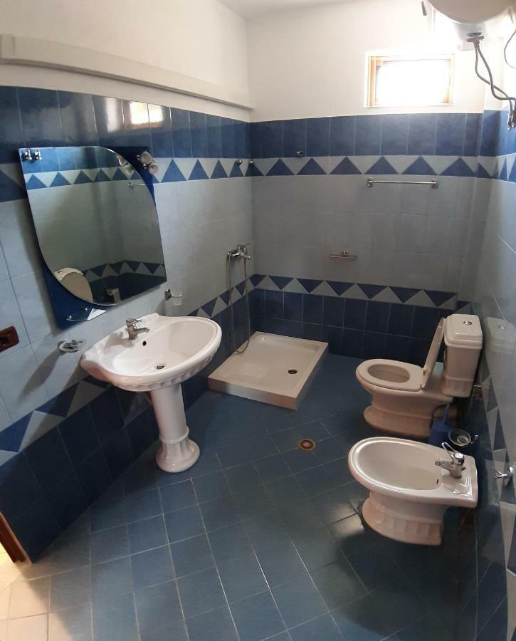 Rama Apartments Sarande Bagian luar foto
