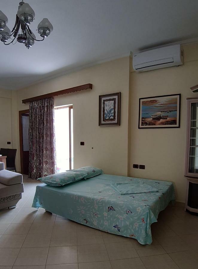 Rama Apartments Sarande Bagian luar foto